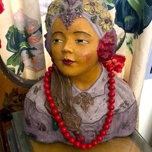 Gorgeous red glass bead necklace with gold clasp classic Valentines, glamour